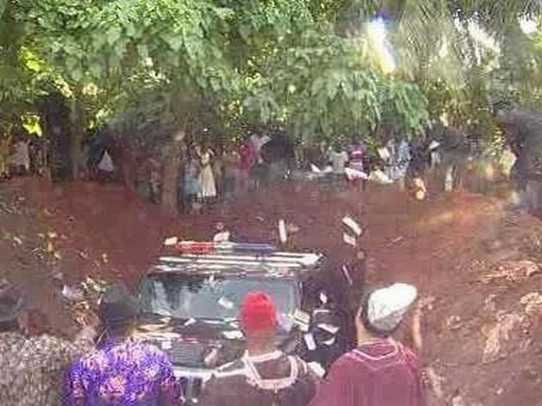 Nigerian Man Uses Hummer Jeep As Coffin To Bury His Mother